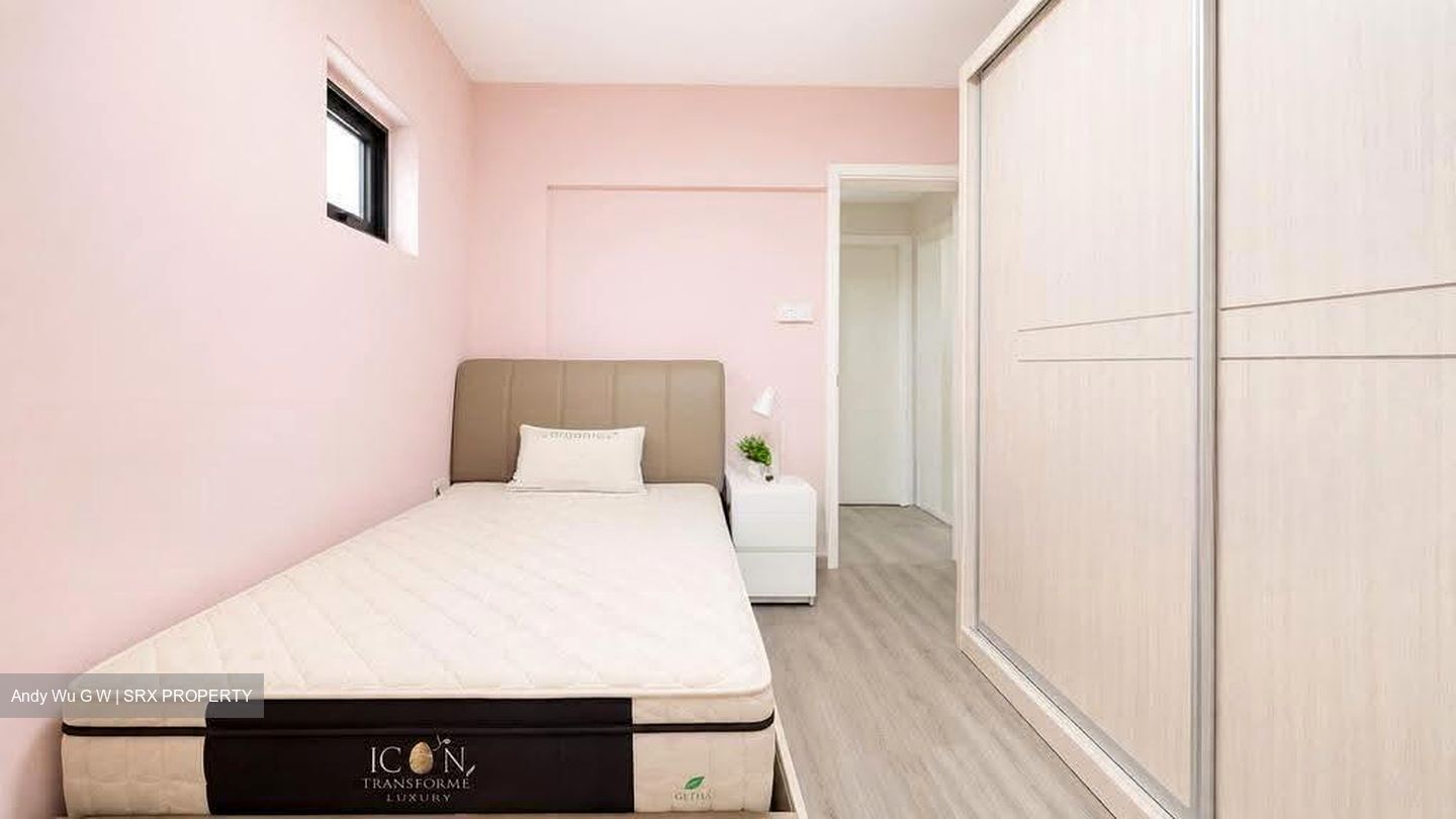 Blk 330 Jurong East Avenue 1 (Jurong East), HDB 4 Rooms #637785221